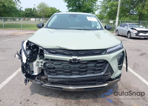 2024 Chevrolet Trax Fwd Activ z USA, uszkodzony, nr VIN KL77LKE27RC160672